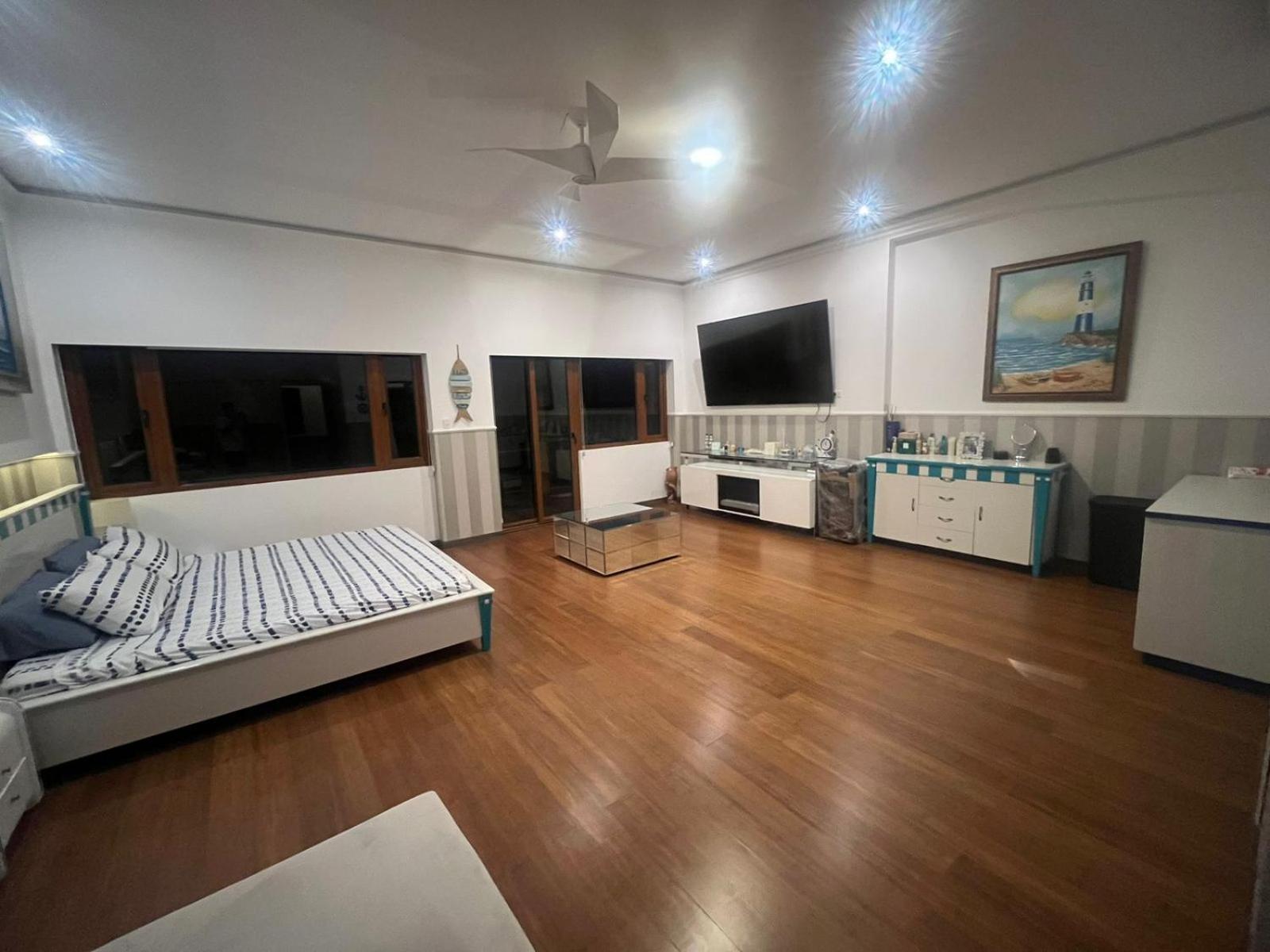 San Clemente Beach House Bed & Breakfast ภายนอก รูปภาพ
