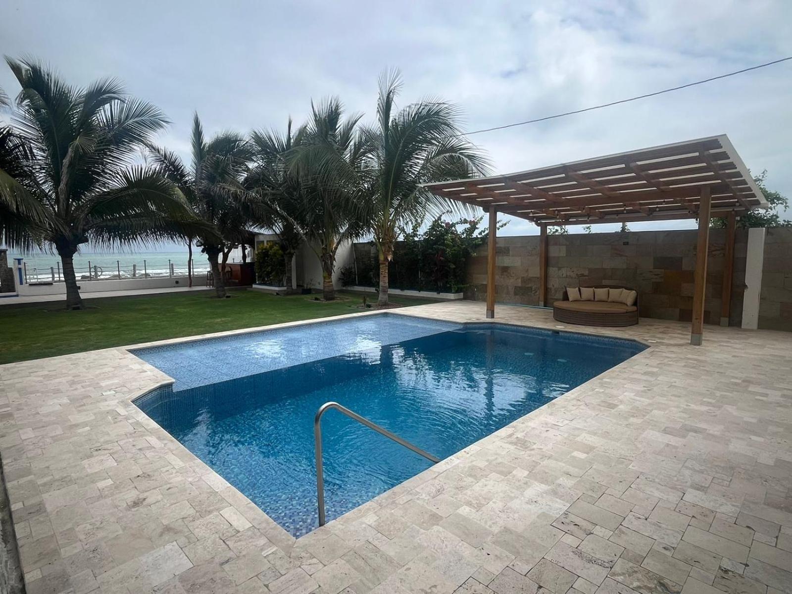San Clemente Beach House Bed & Breakfast ภายนอก รูปภาพ