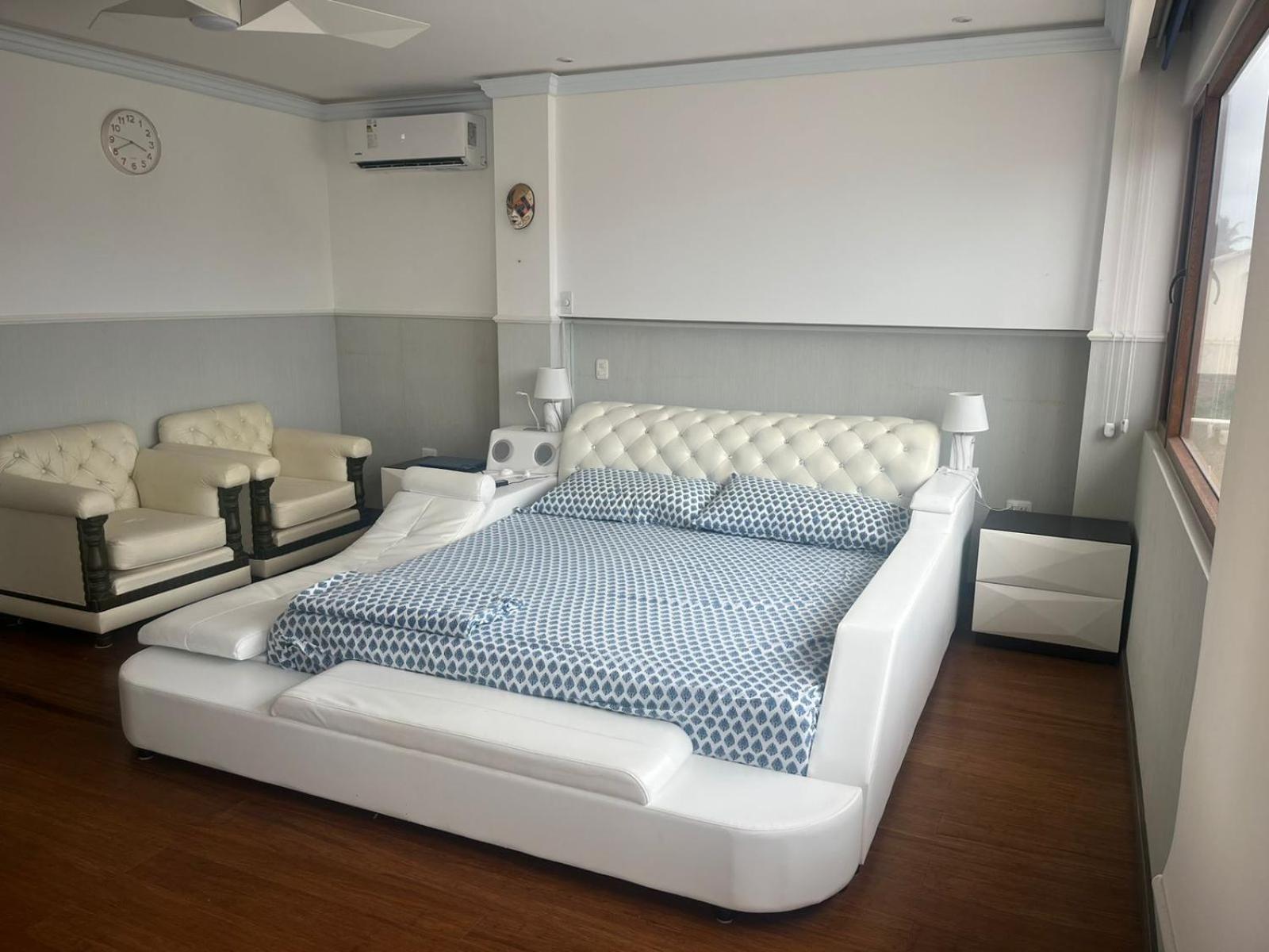 San Clemente Beach House Bed & Breakfast ภายนอก รูปภาพ