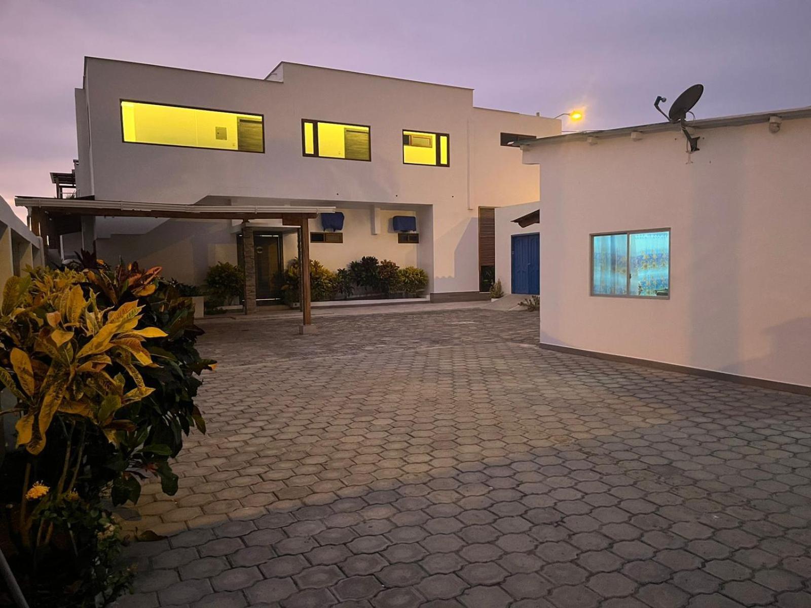 San Clemente Beach House Bed & Breakfast ภายนอก รูปภาพ